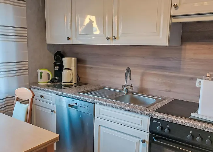 Lägenhet Ludmilla By Interhome